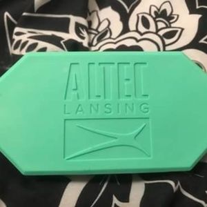 Bluetooth water speaker